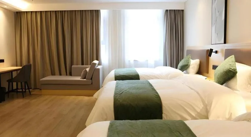 Bed in Green Tree Inn Express Chizhou Gymnasium