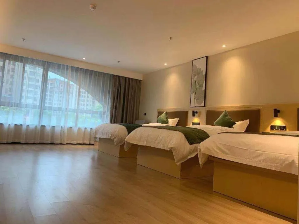 Bed in Green Tree Inn Express Chizhou Gymnasium
