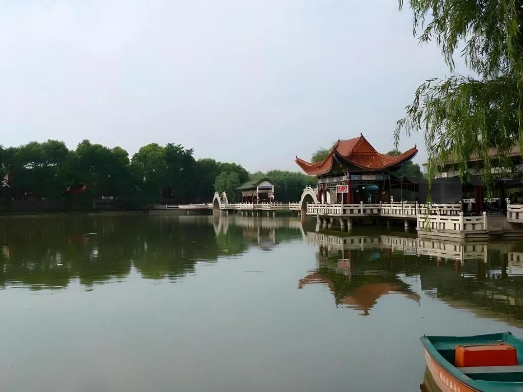 Gya Hotel Dingxi Lintao County East Bus Station