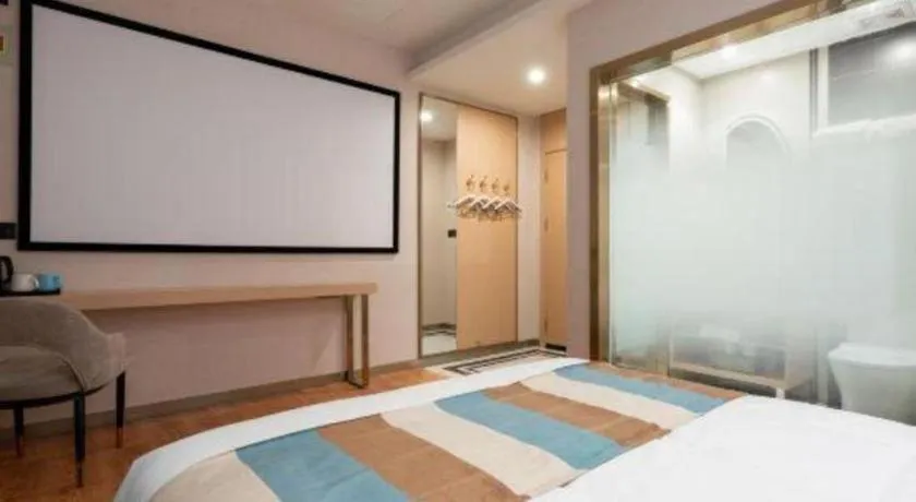 Bed in VX Hotel Beijing Daxing Wufutang Metro Station Zhongke Dianshanggu