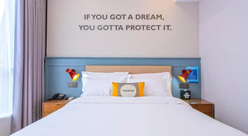 Bed in Premier City Comfort Hotel Yangzhou Shouxi Lake West Gate Weiyang Road Siji Garden