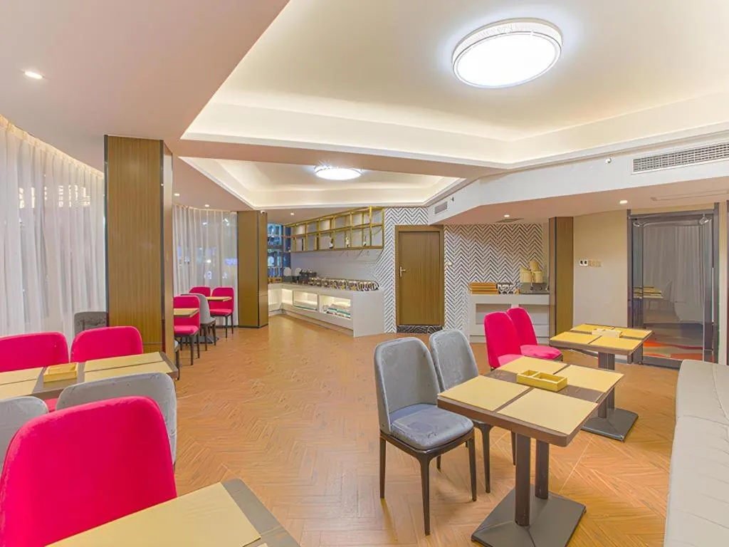 Borrman Hotel Hezhou Lingfeng Plaza