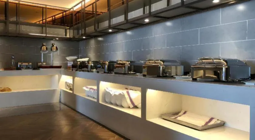 Echeng Hotel Hezhou Shizheng Square