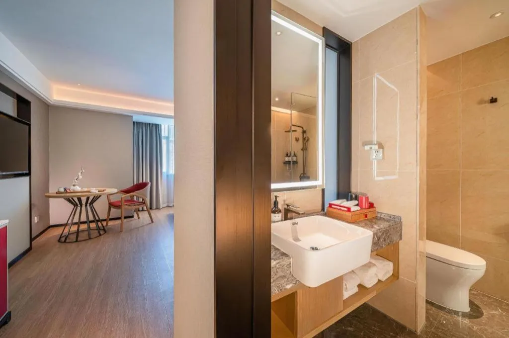 Echeng Hotel Hezhou Shizheng Square