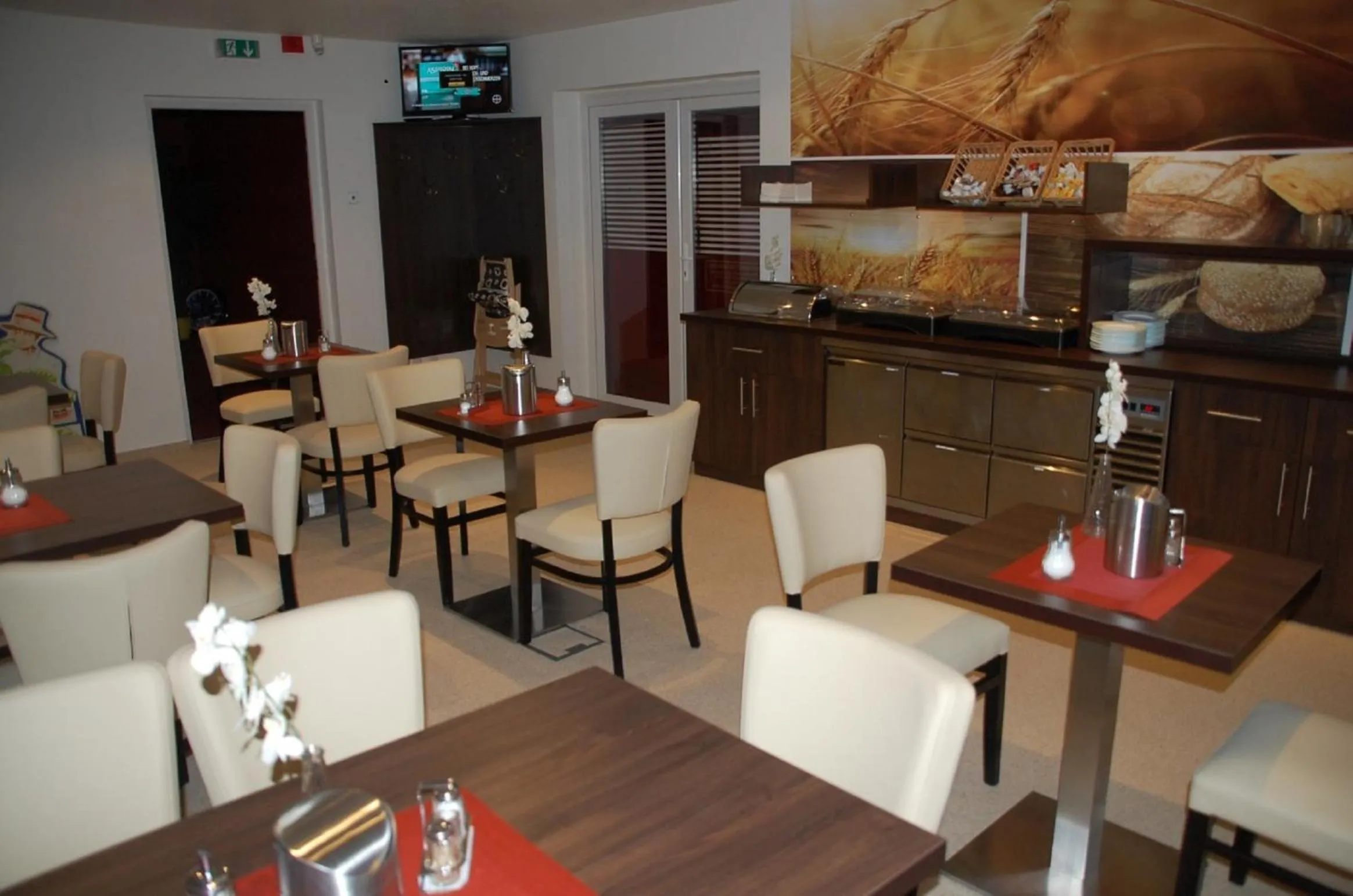 Dining area in CASILINO Hotel A 24 Wittenburg