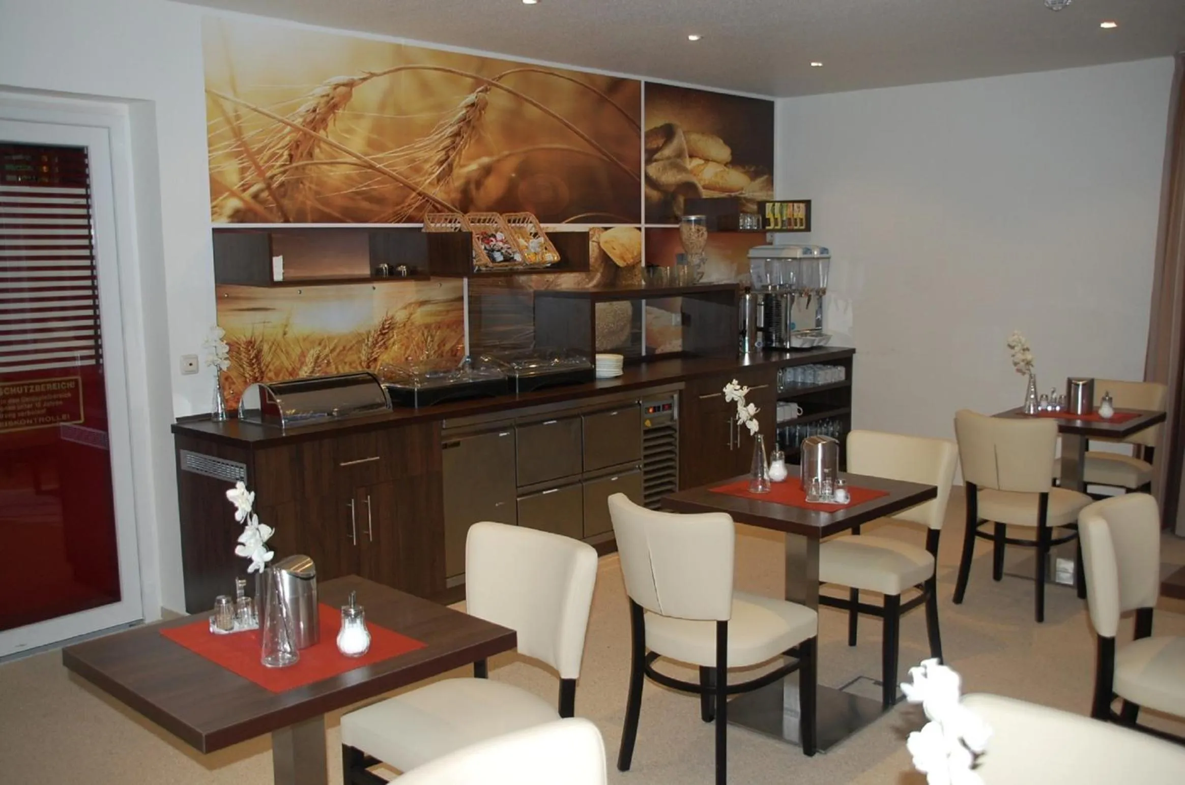 Dining area in CASILINO Hotel A 24 Wittenburg