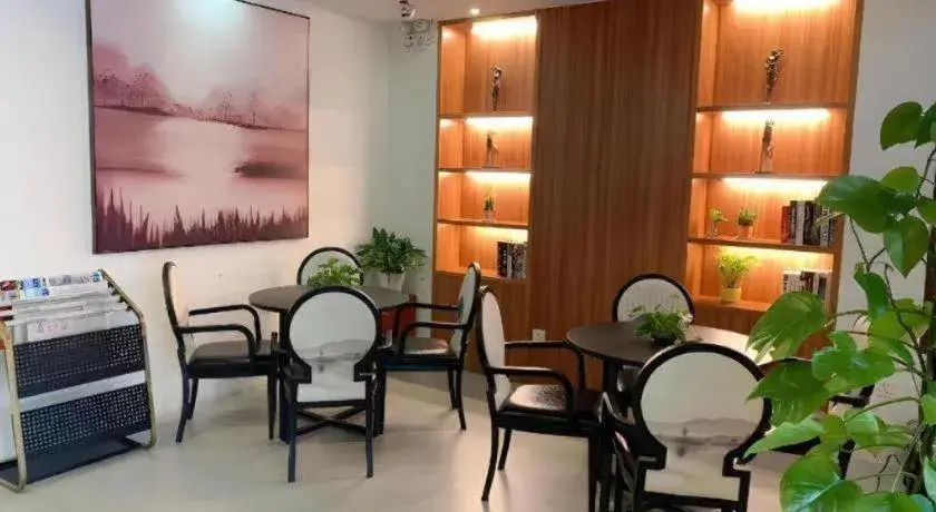 JTOUR Inn Maoming High-Speed Railway Station JTOUR Inn Maoming High-Speed Railway Station