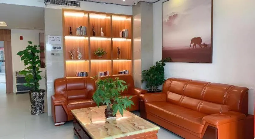 JTOUR Inn Maoming High-Speed Railway Station