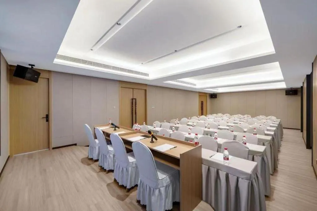 Borrman Hotel Chongqing Hechuan High-speed Railway Station District Government