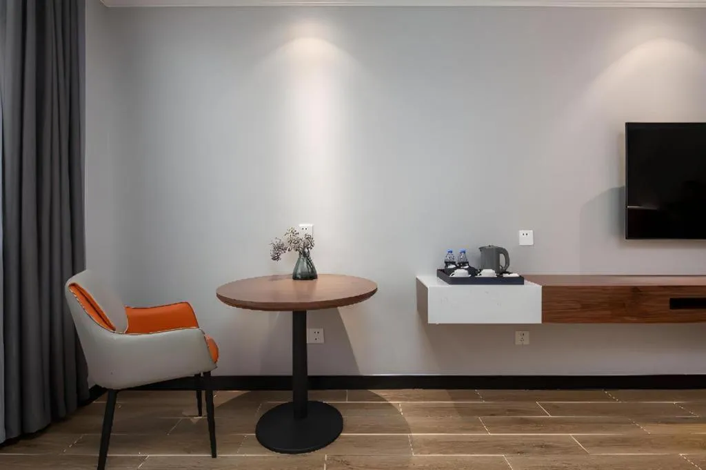 Borrman Hotel Chongqing Hechuan High-speed Railway Station District Government