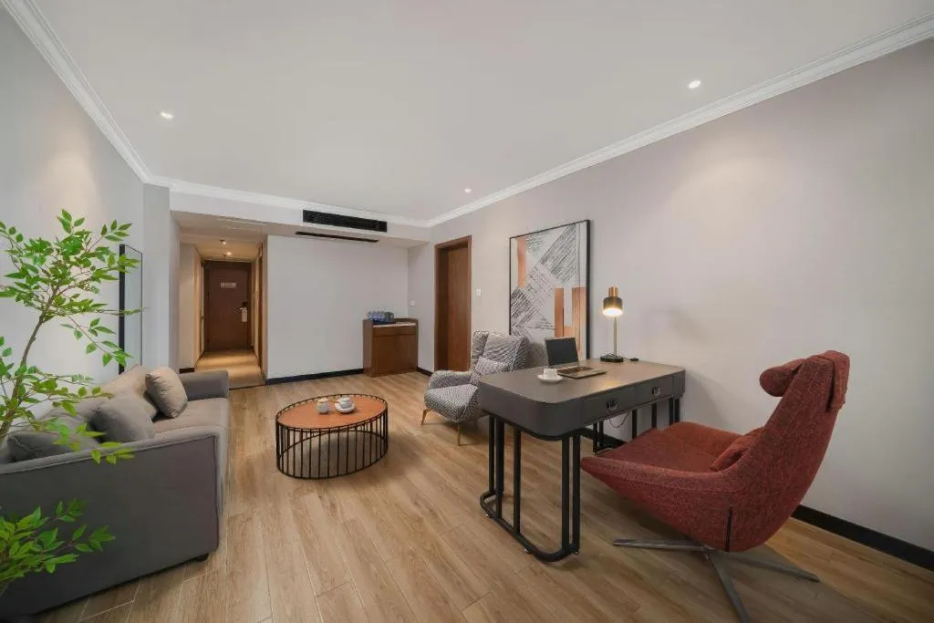 Borrman Hotel Chongqing Hechuan High-speed Railway Station District Government