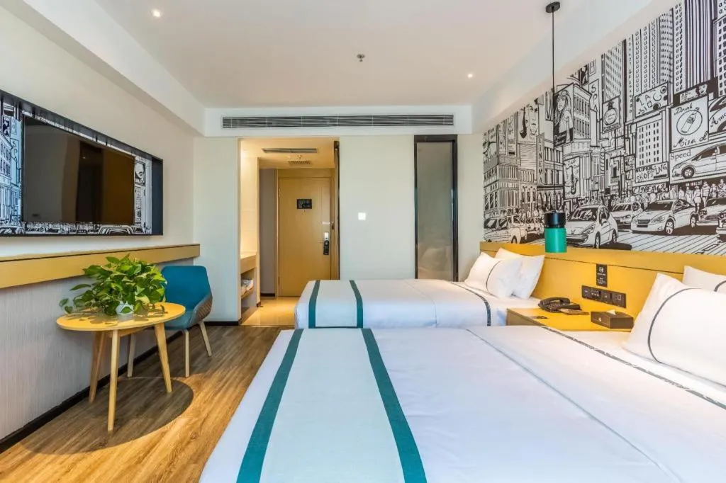 Bed in City Comfort Inn Handan New Century Plaza