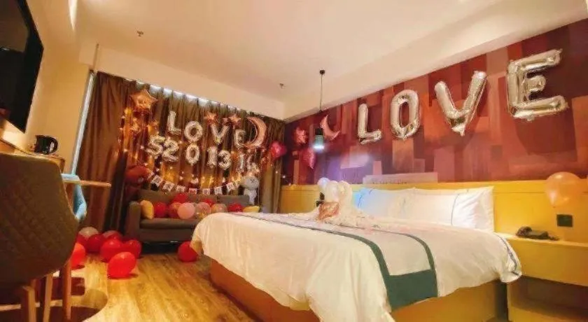 Bed in City Comfort Inn Handan New Century Plaza