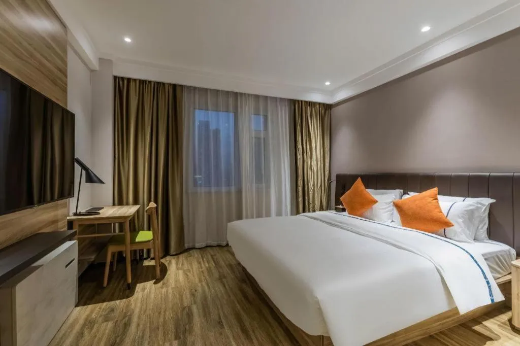 Bed in City Comfort Inn Handan New Century Plaza