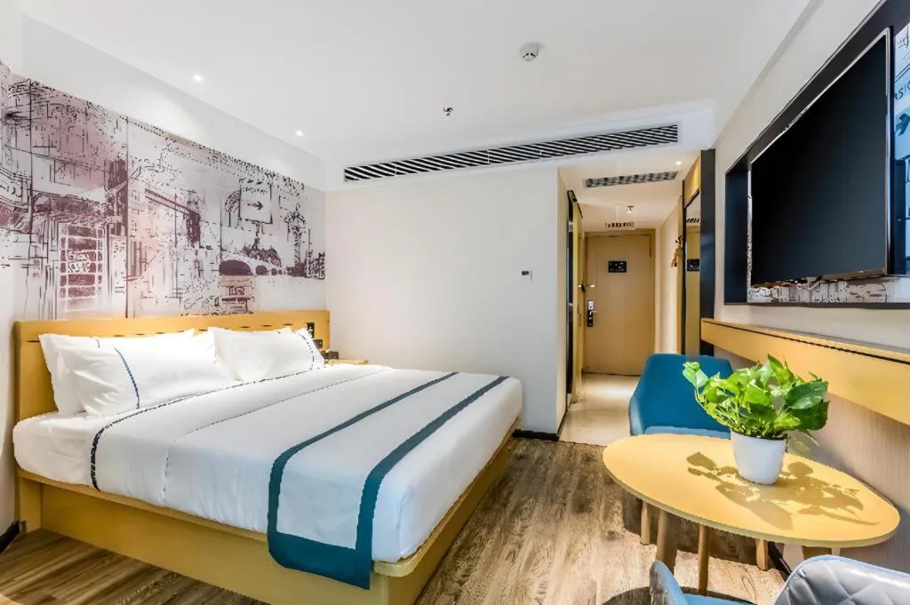 Bed in City Comfort Inn Handan New Century Plaza