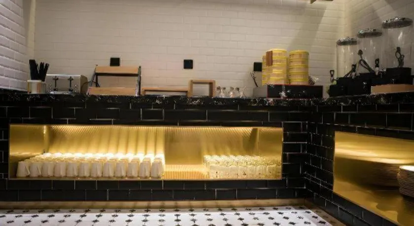 Premier City Comfort Hotel Wuhan Hankou Railway Station Changgang Road Metro Station