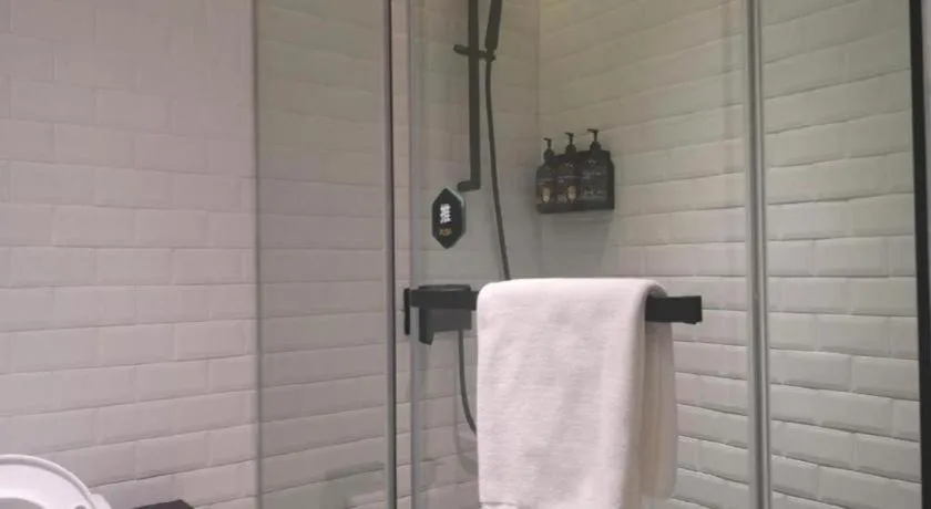 Premier City Comfort Hotel Wuhan Hankou Railway Station Changgang Road Metro Station