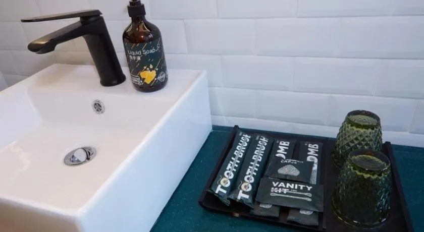 Premier City Comfort Hotel Wuhan Hankou Railway Station Changgang Road Metro Station