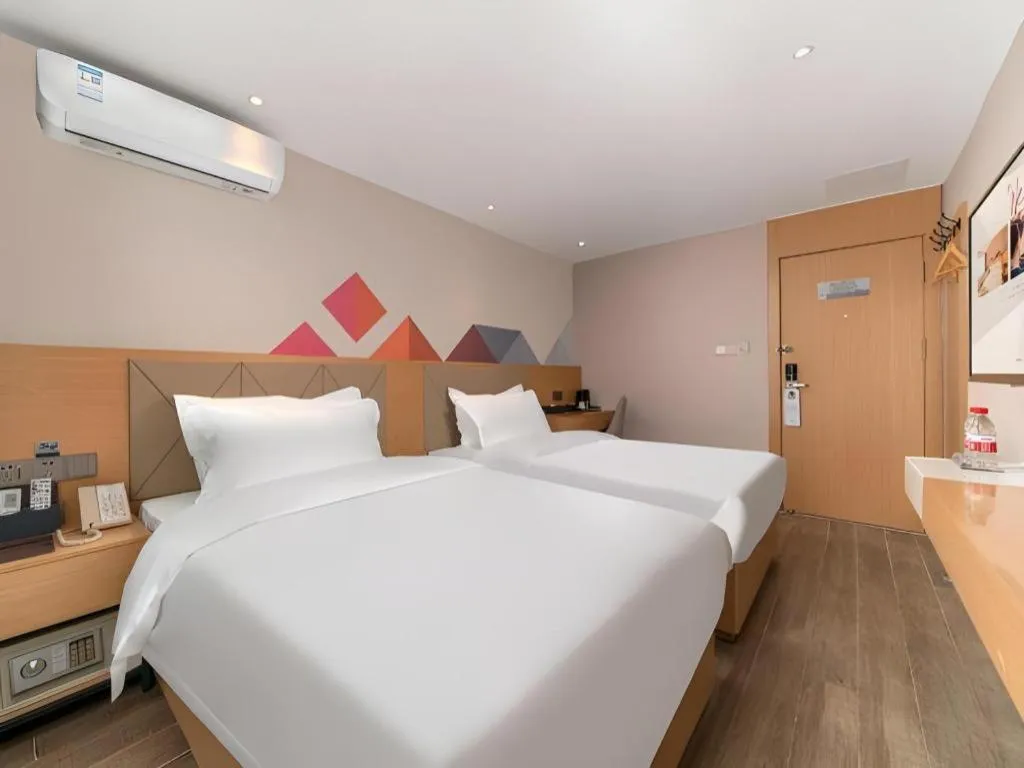 Bed in Borrman Hotel Guangzhou Shisanhang Ximenkou Metro Station