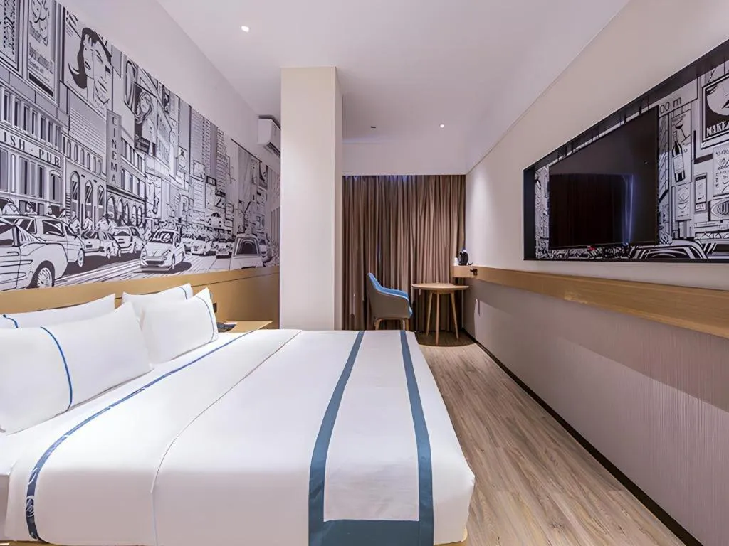 Bed in City Comfort Inn Liuzhou Liudong New District Hualing Youlinghui