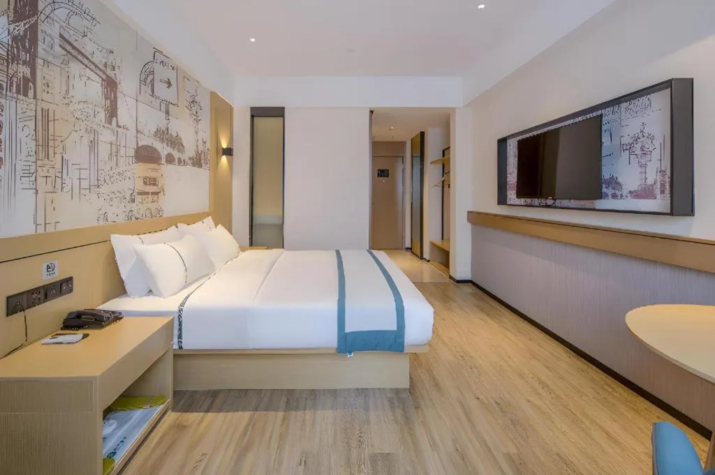 Bed in City Comfort Inn Pingxiang Free Trade Zone Redwood City