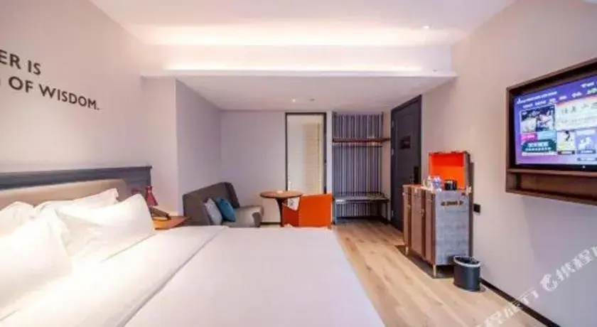 Bed in City Comfort Premier Hotel Liuzhou Wuxing Pedestrian Street Jinggu Building Bed in City Comfort Premier Hotel Liuzhou Wuxing Pedestrian Street Jinggu Building