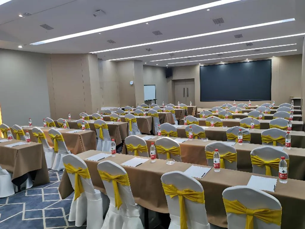 Echeng Hotel Enshi Minzu Road