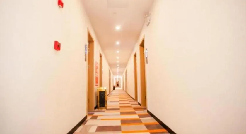 Shell Hotel Shanghai Baoshan District Shuichan Road Huayuan City