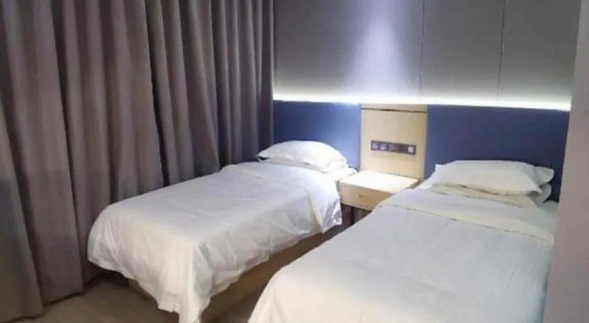 Bed in Green Tree Inn Urumqi San'gong Metro Station Exit