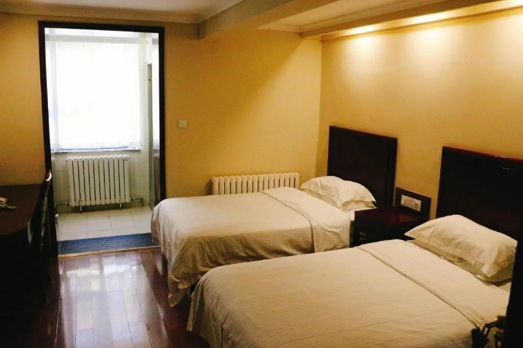 Bed in Green Tree Inn Urumqi San'gong Metro Station Exit