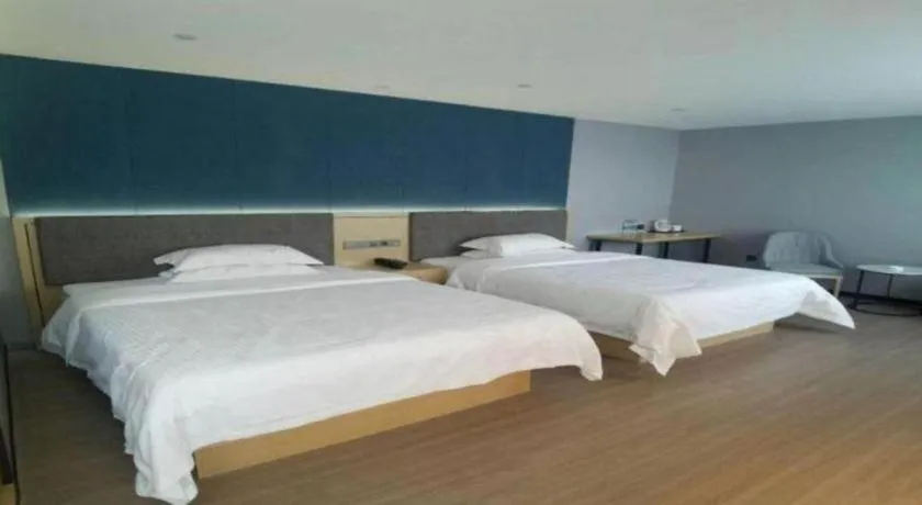 Bed in Green Tree Inn Urumqi San'gong Metro Station Exit