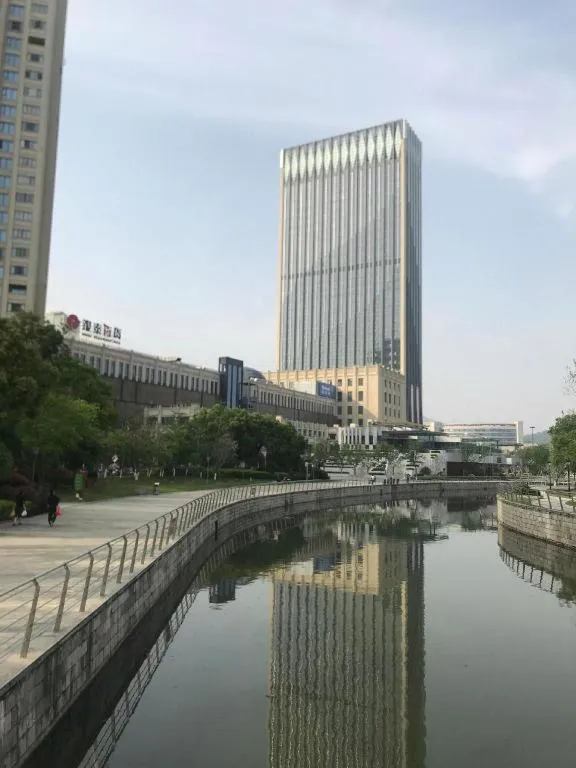 Atour Hotel Wenzhou Yueqing Nanhong Plaza