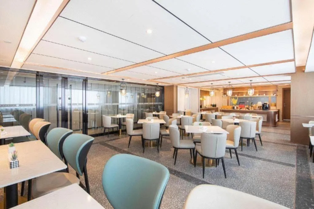 Atour Hotel Huainan Railway Station Commercial and Cultural Square