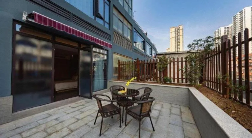 Atour Hotel Huainan Railway Station Commercial and Cultural Square