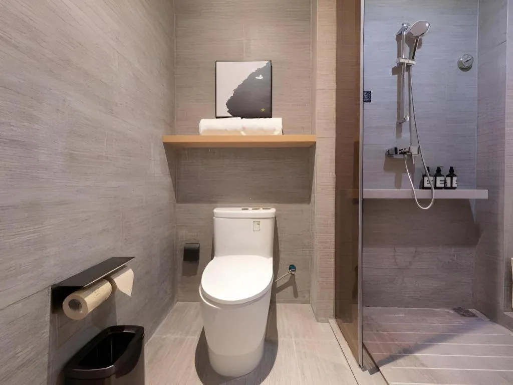 Atour Hotel Huainan Railway Station Commercial and Cultural Square