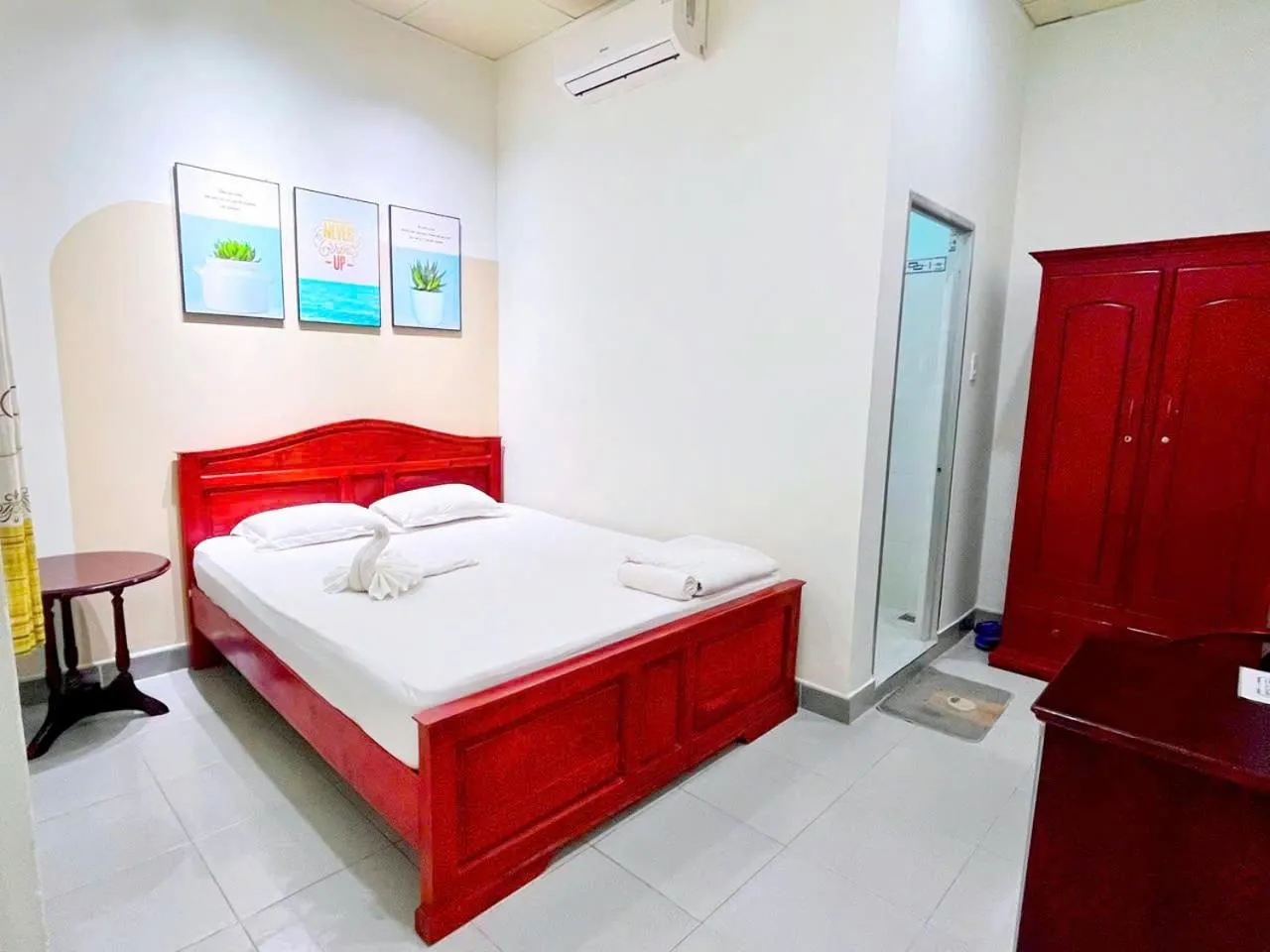 Bedroom, Bed in Quoc Dinh Guest House