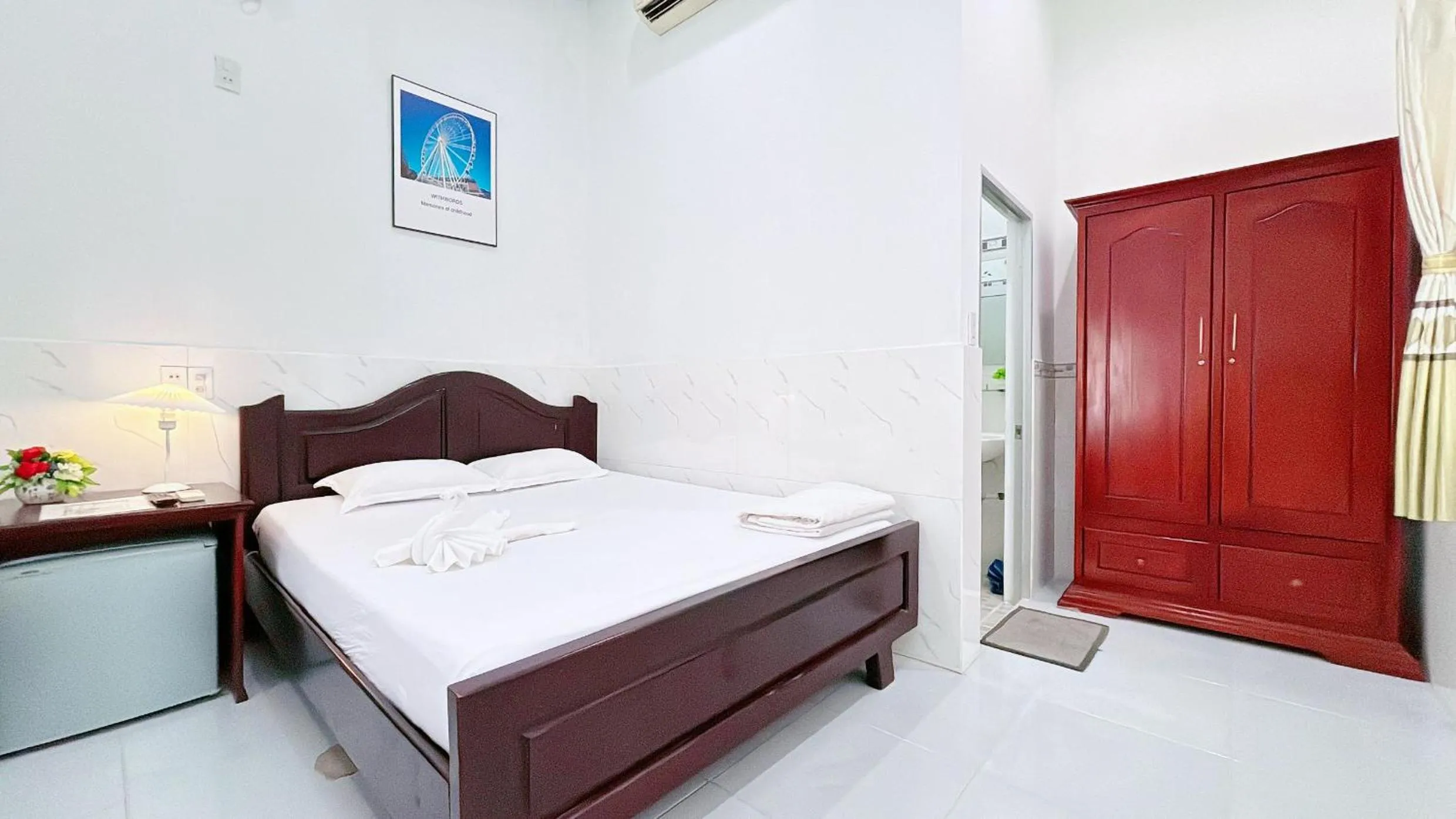 Bedroom, Bed in Quoc Dinh Guest House