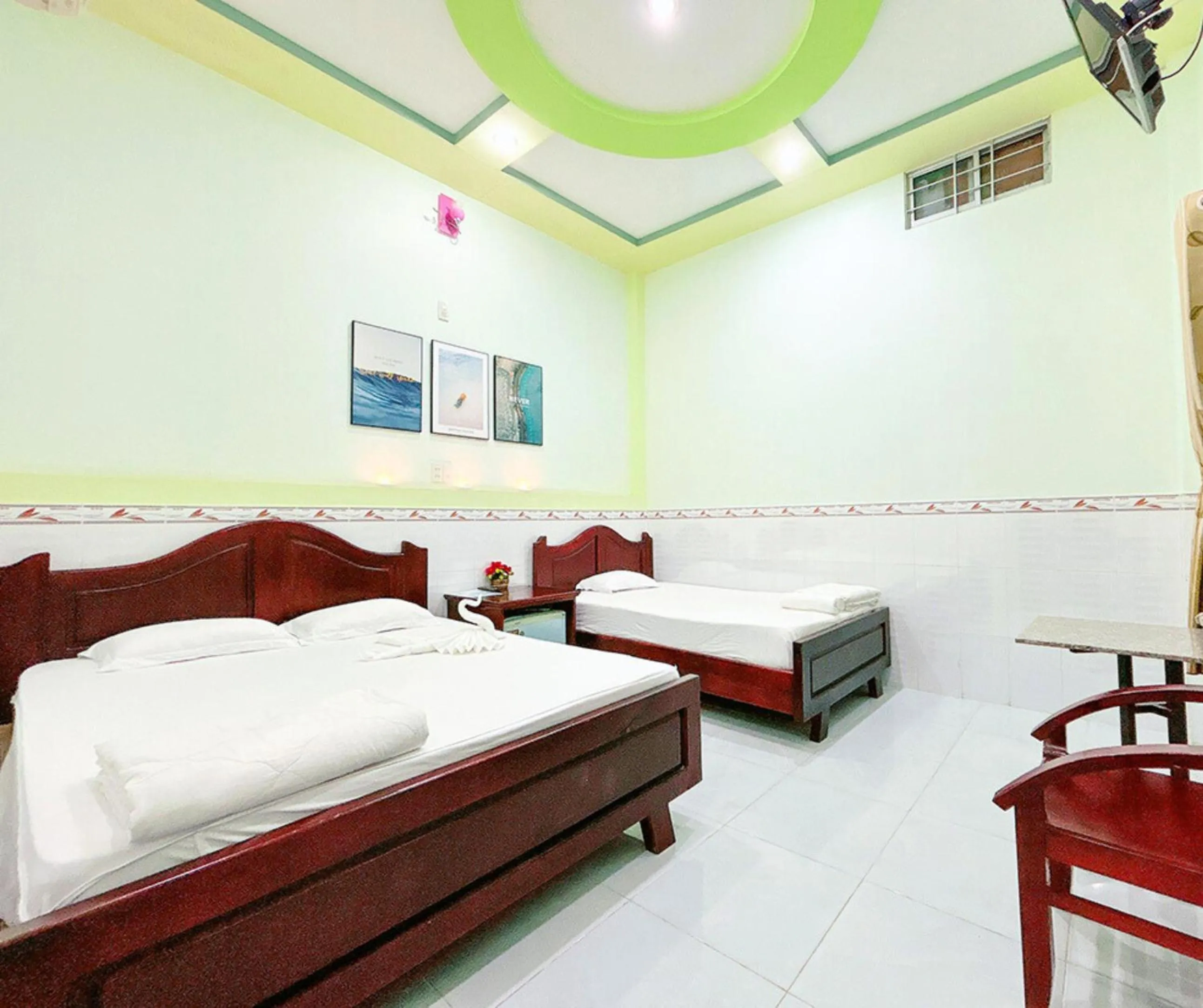 Bedroom, Bed in Quoc Dinh Guest House
