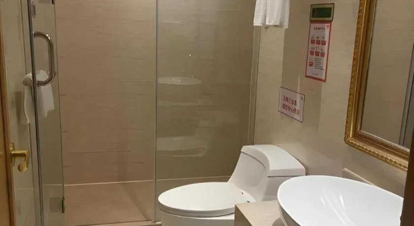 Vienna Hotel Zhengzhou East High-Speed Railway Station