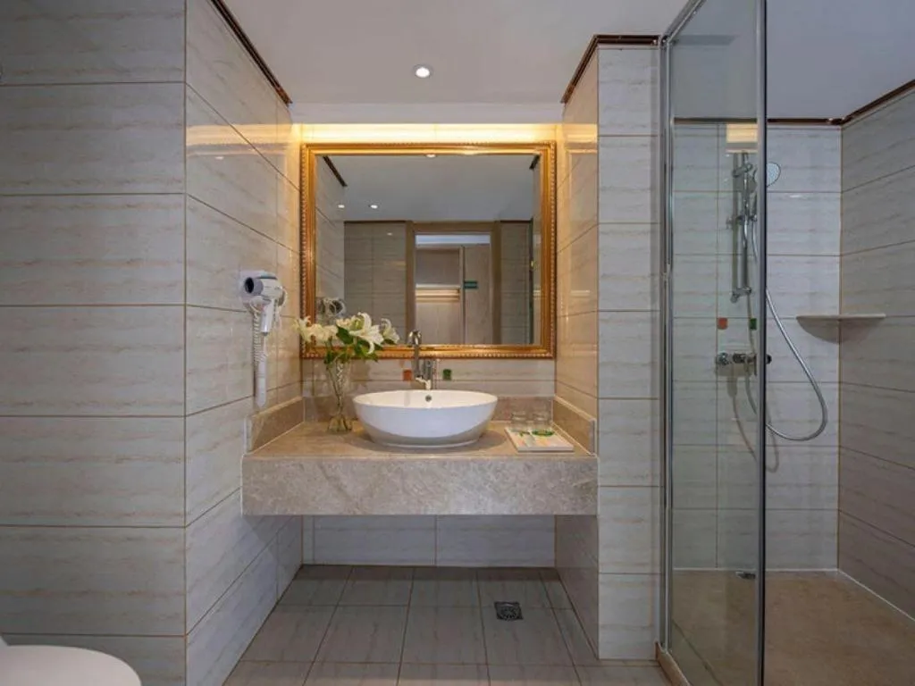 Vienna Hotel Yueyang East Station