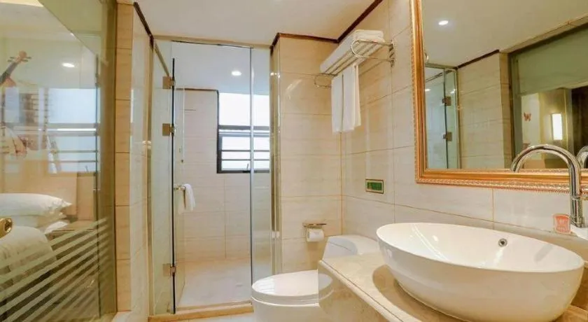 Vienna Hotel Yueyang East Station