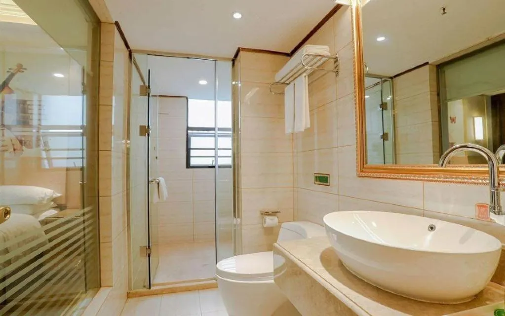 Vienna Hotel Yueyang East Station