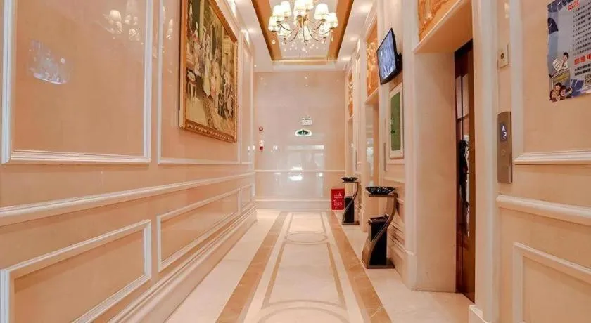 Vienna Hotel Yueyang East Station