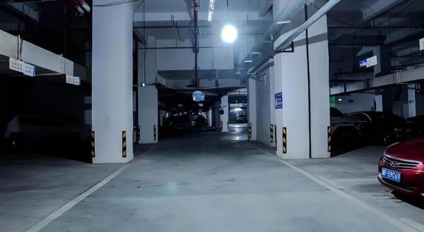 Vienna Hotel Yueyang East Station