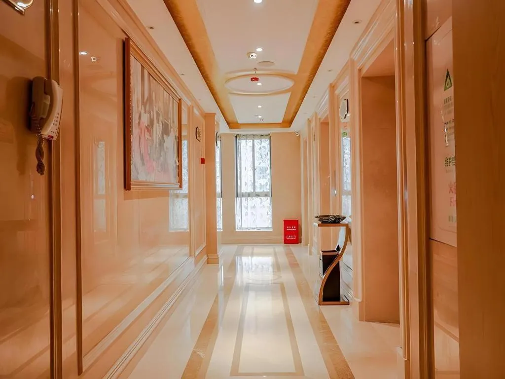 Vienna Hotel Yueyang East Station