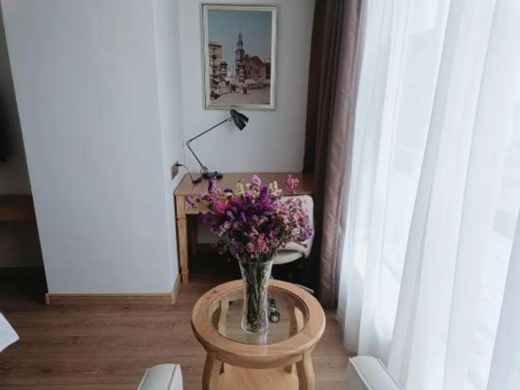 Vienna Hotel Yueyang East Station