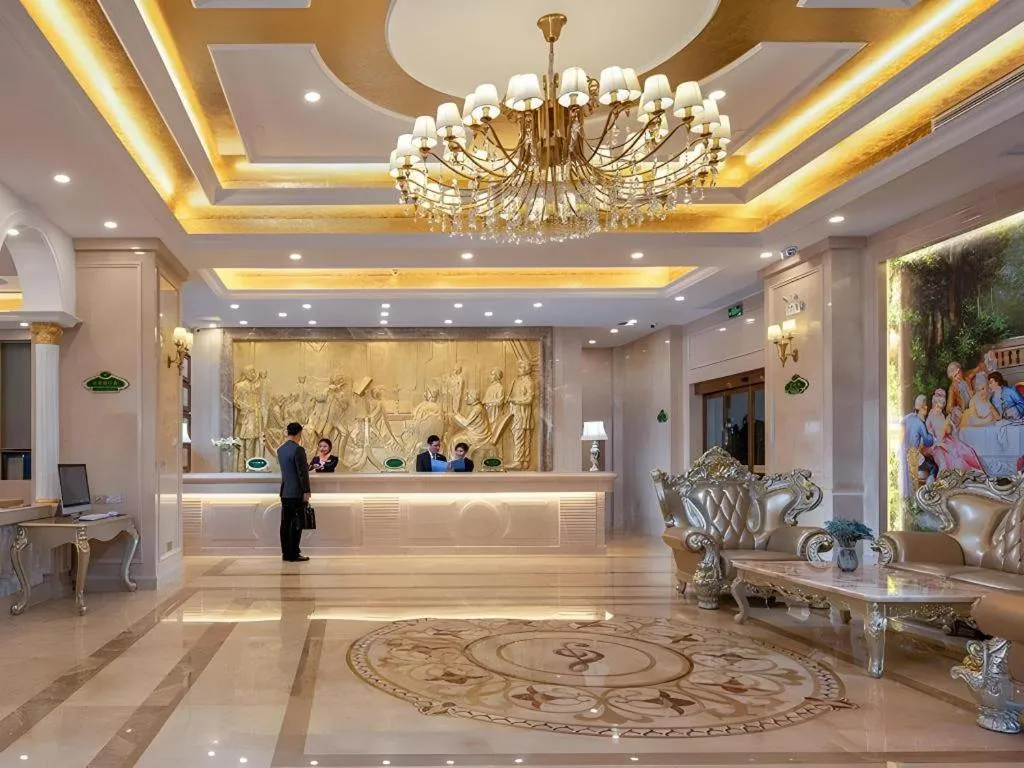 Vienna Hotel Yueyang East Station