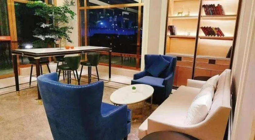 Vienna Hotel Chongqing West Station Square