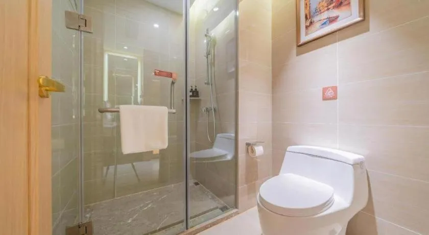 Vienna Hotel Chongqing West Station Square