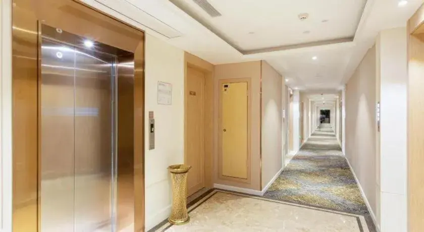 Vienna Hotel Chongqing West Station Square Vienna Hotel Chongqing West Station Square